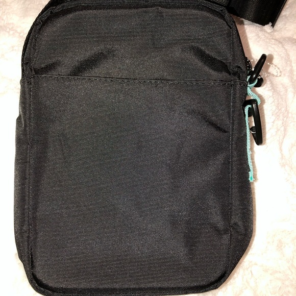 True Religion SITCA 90S Sling Bag - Picture 2 of 7